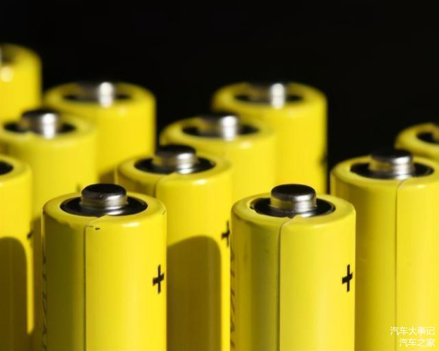 正極材料全自動(dòng)包裝方案